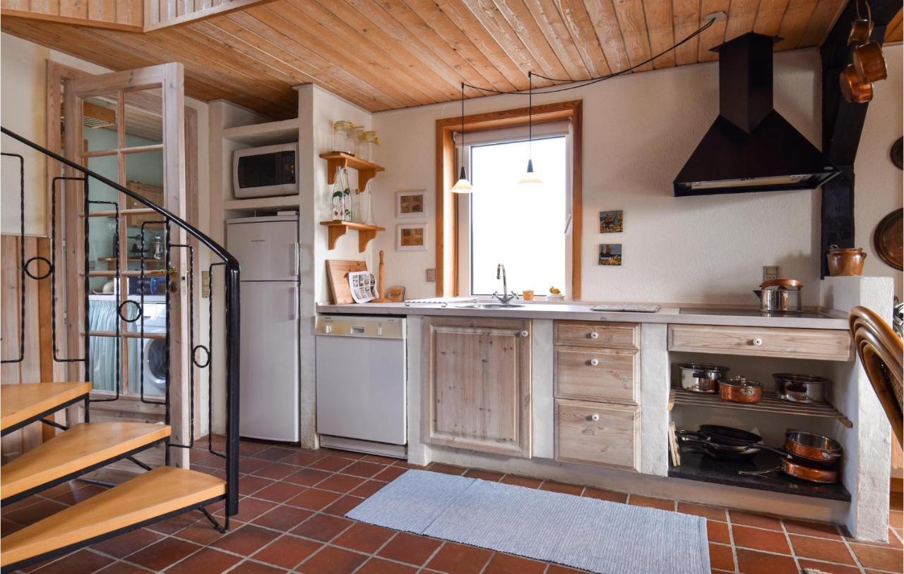 2 Bedroom Amazing Home In Lemvig Norby  Экстерьер фото